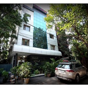 Hotel Oscar - Hauz Khas New Delhi